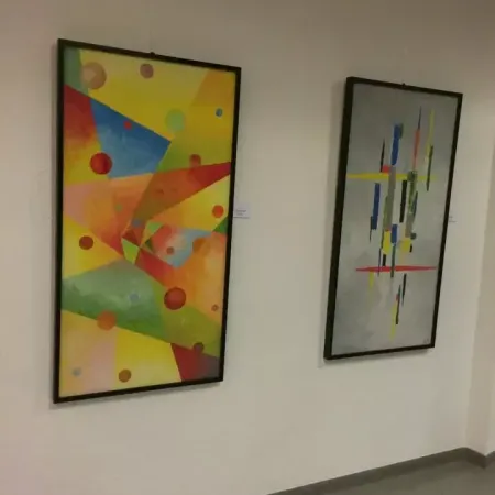 8. Otrokovický salon 31 44 44 44