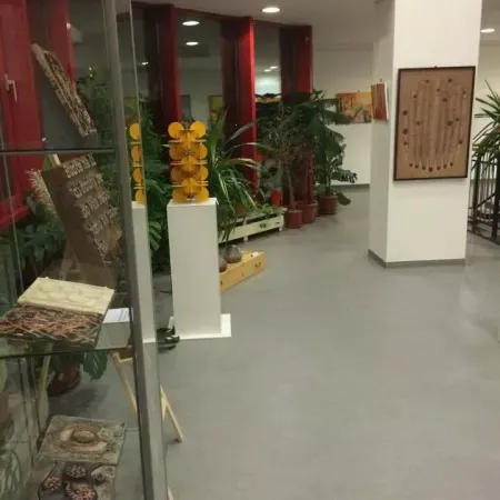 8. Otrokovický salon 26 44 44 44