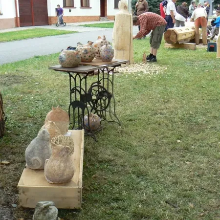 Výstava u kaple sv. Anny 2012 24 25