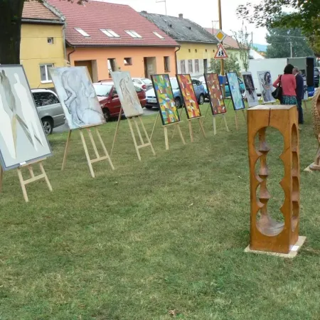 Výstava u kaple sv. Anny 2012 10 25