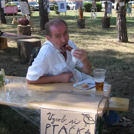 Výstava u Společenského domu 2016 1 8