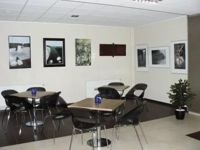 6. Otrokovický Salon 2 25 25 25