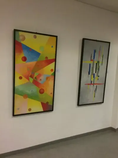 8. Otrokovický salon 31 44 44 44
