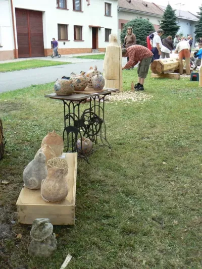 Výstava u kaple sv. Anny 2012 24 25